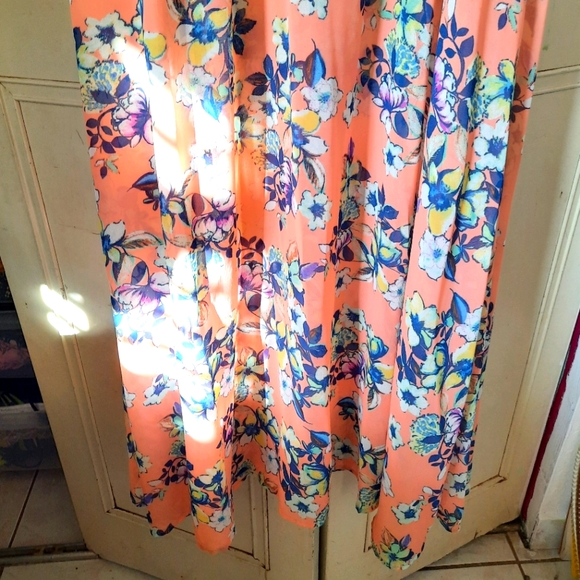 NEW Junior Medium Floral Summer Maxi Dress - Picture 7 of 9